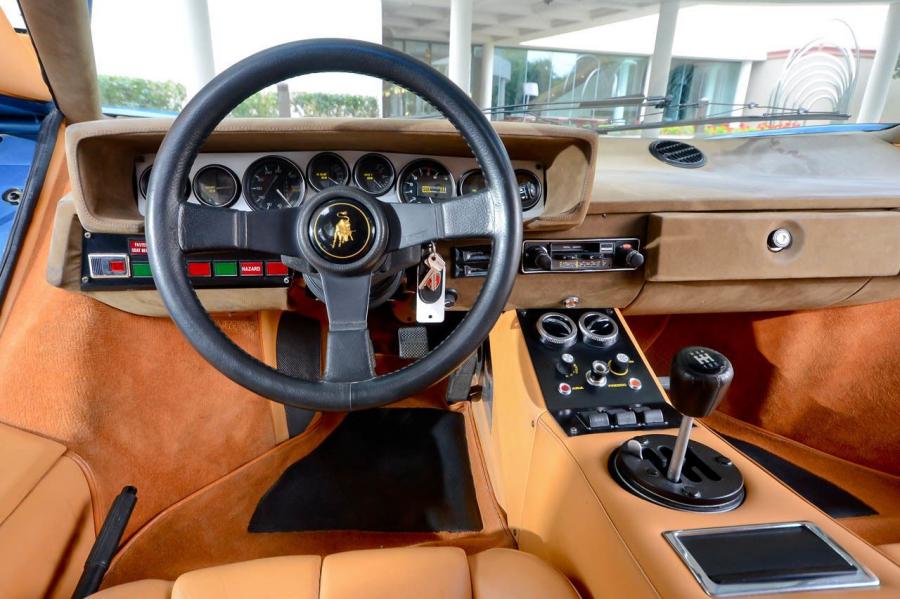  Lamborghini Countach LP400 Periscopica 1975 года  (фото 73 из 76)